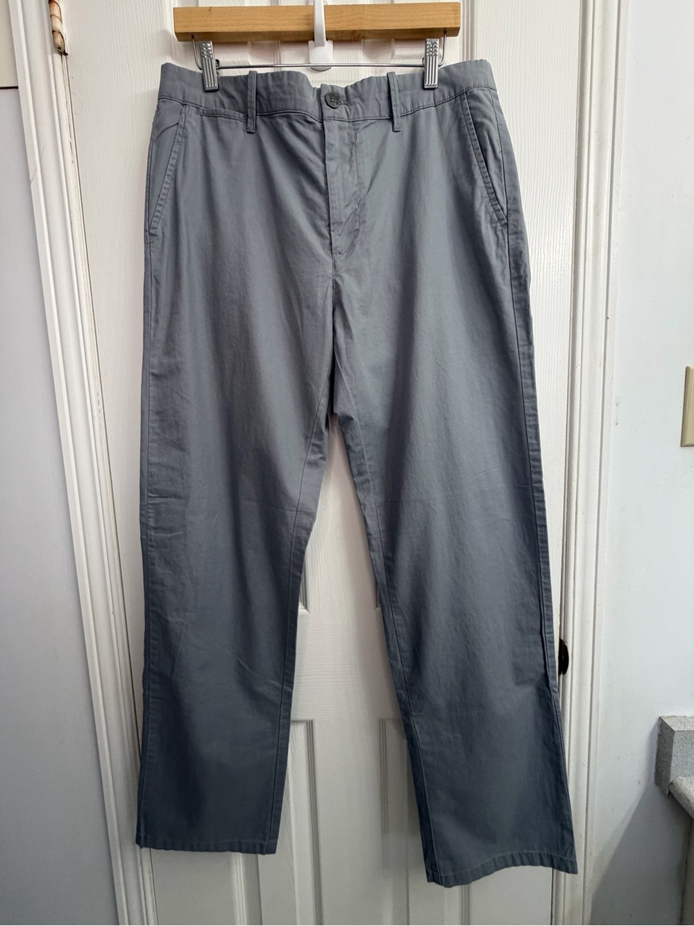 Calvin Klein Slim Fit Chino Pants 34x32 Light Gray Quiet Luxury Business Casual